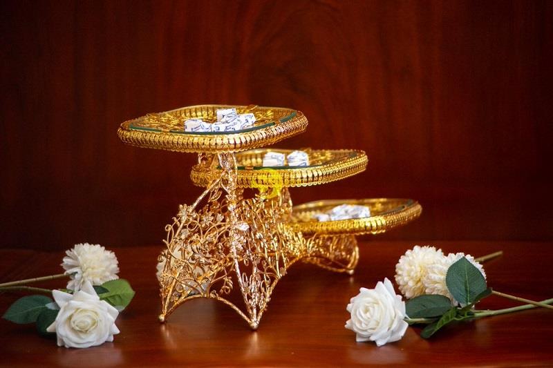 Đĩa hoa xuân như ý mạ vàng DC04